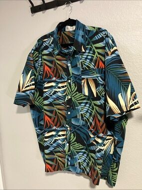 Tropical Leaf Short-Sleeve Button-Down Shirt - Multicolor